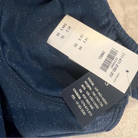 Abercrombie Bikini - Picture 3 of 4